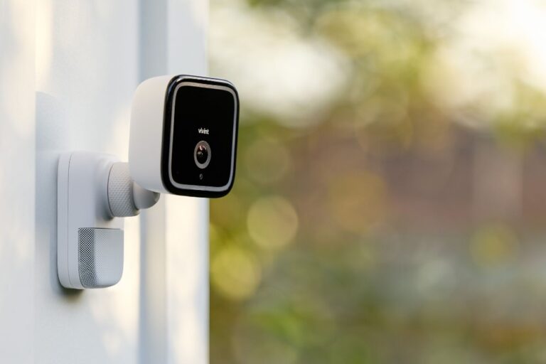 Outdoor Security Signal Interference: A Definitive Guide to RF Resilience